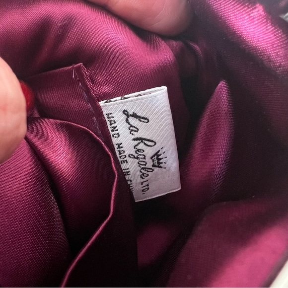 Le Regale Vintage Sequin Crossbody Bag - Picture 6 of 6